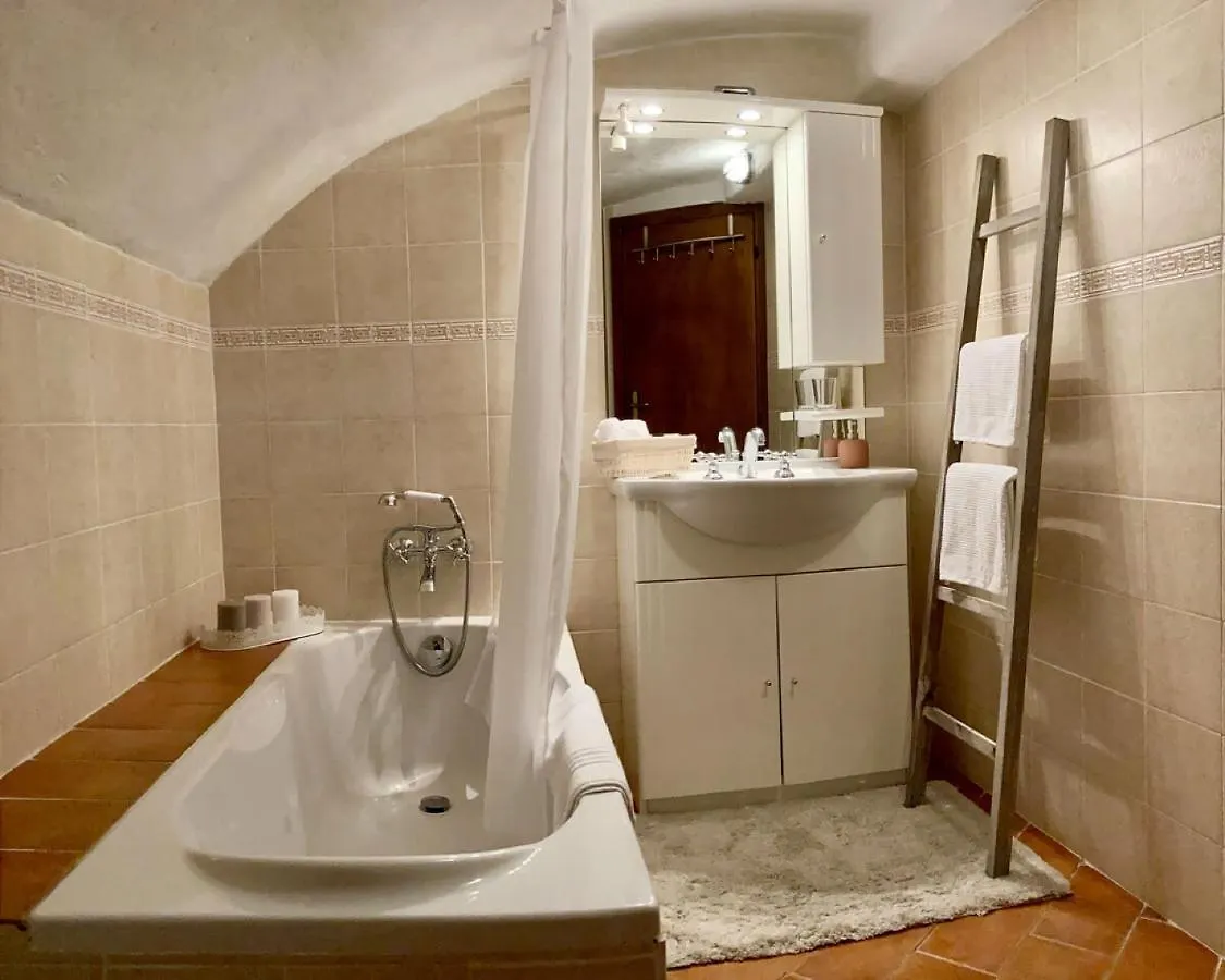 Mulazzo Relais San Filippo In Sogaglia Bed & Breakfast