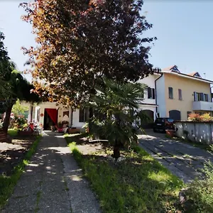 https://una-pausa-lontana-dallo-stress.it-lombardy.com