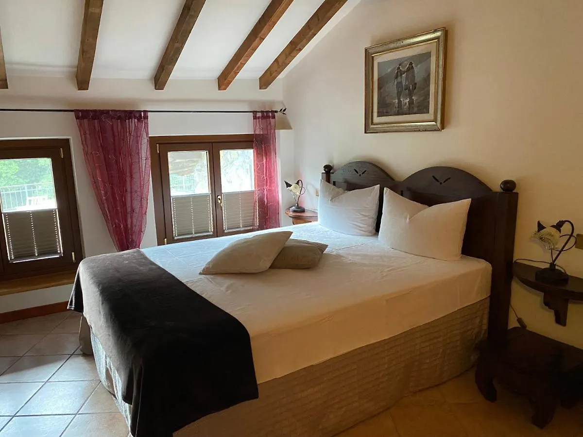 Bed and Breakfast Relais San Filippo In Sogaglia Mulazzo 0*,  Italien